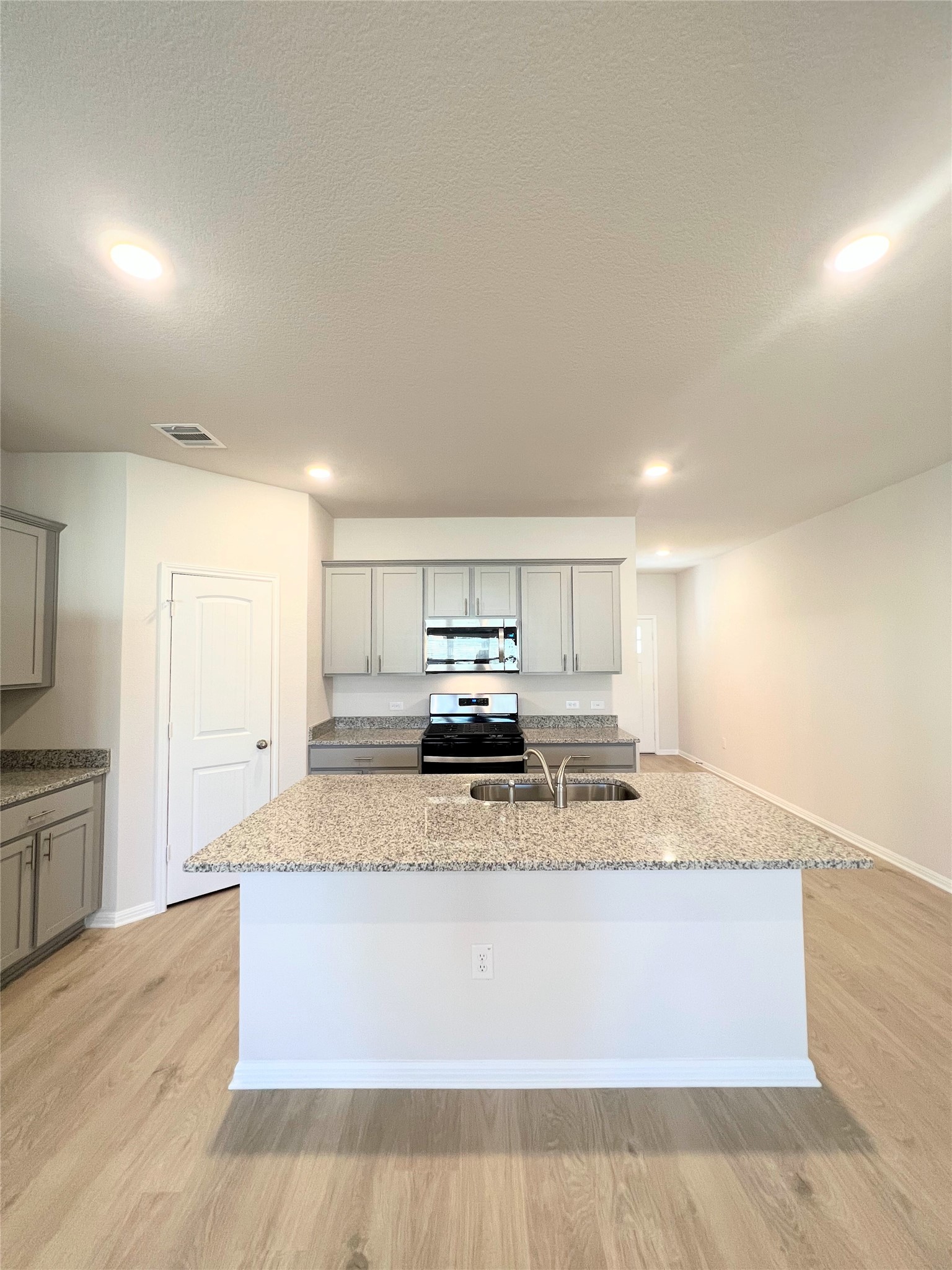2409 Corriente Path Leander, TX 78641 - Photo 9 of 34