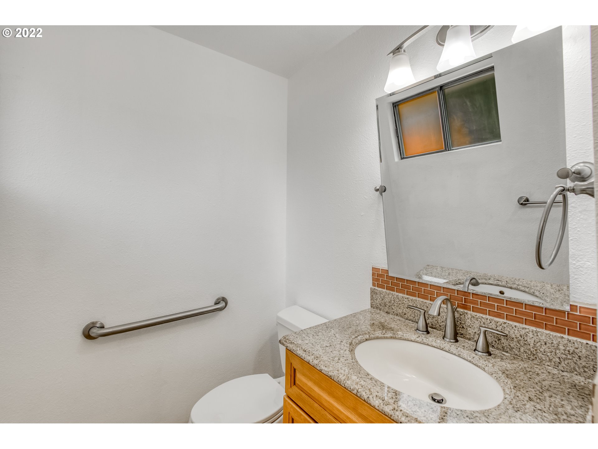 1530 Northeast Rosa Parks Way Portland, OR 97211 - Photo 16 of 23 Gallery Image 16