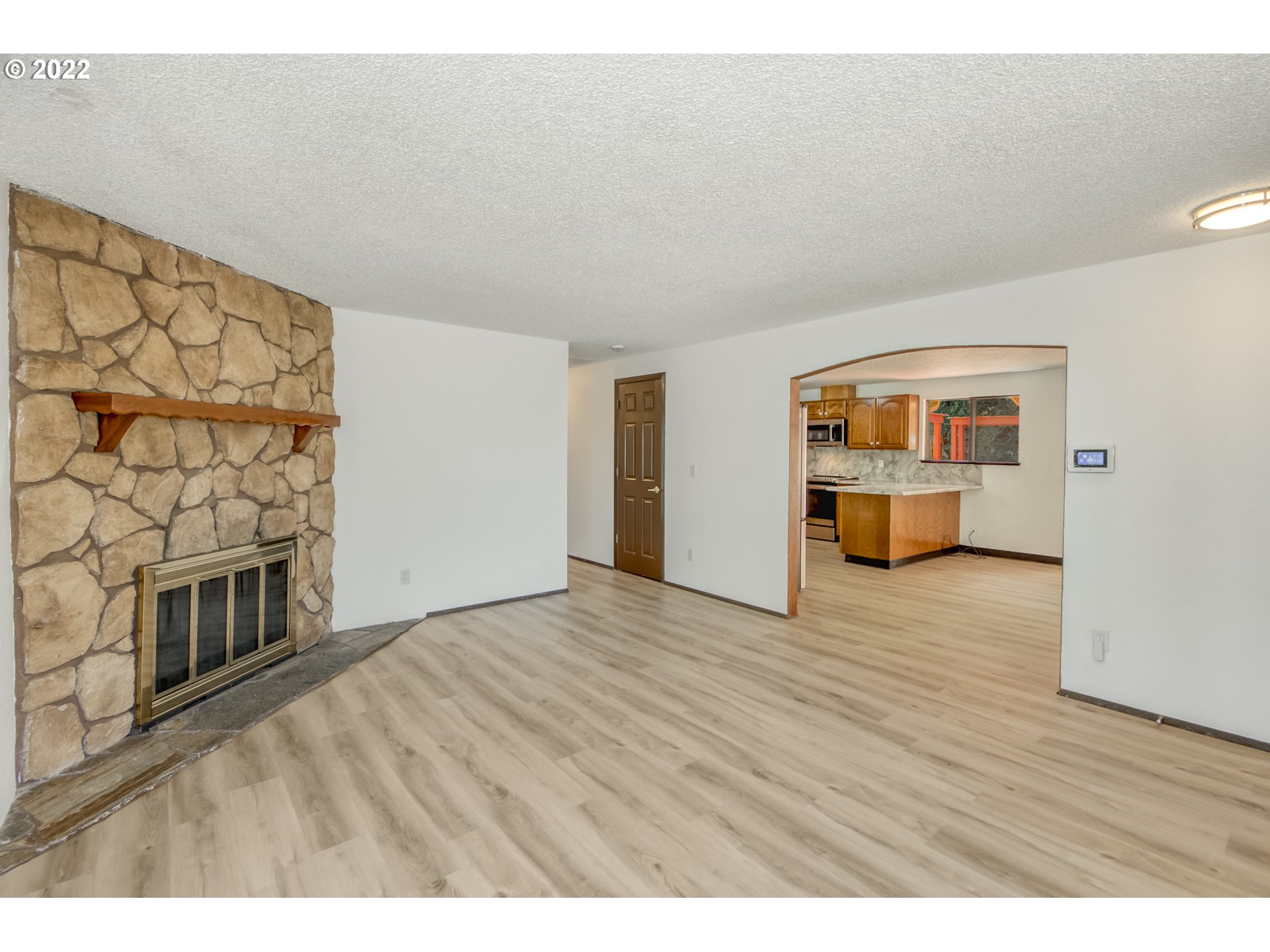 1530 Northeast Rosa Parks Way Portland, OR 97211 - Photo 4 of 23 Gallery Image 4
