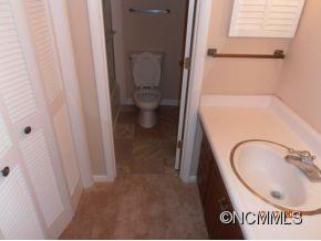 407-1B Overlook Road, Unit 5 2B Sapphire, NC 28774 - Photo 4 of 6 Gallery Image 4
