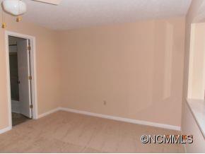 407-1B Overlook Road, Unit 5 2B Sapphire, NC 28774 - Photo 5 of 6 Gallery Image 5