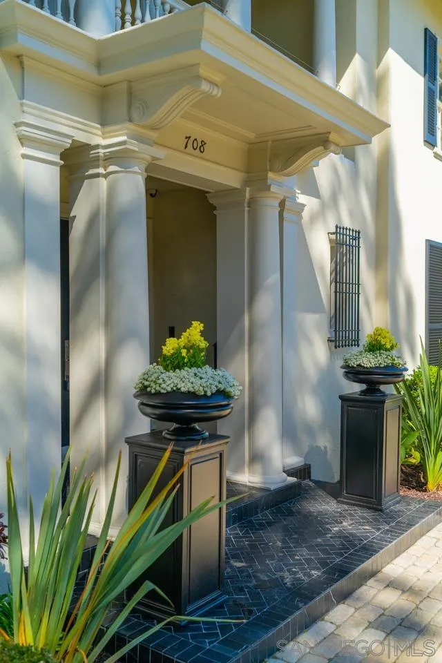 708 A Avenue Coronado, CA 92118 - Photo 10 of 37