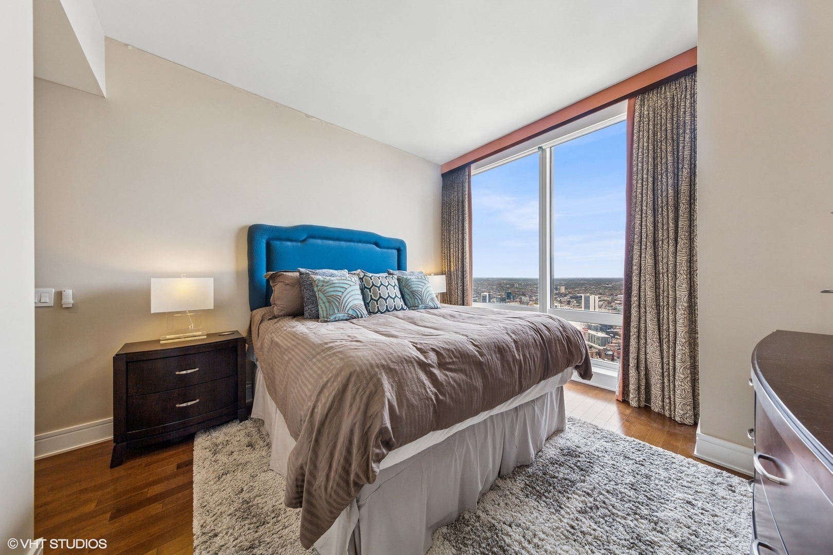 401 North Wabash Avenue, Unit 52B Chicago, IL 60611 - Photo 13 of 27