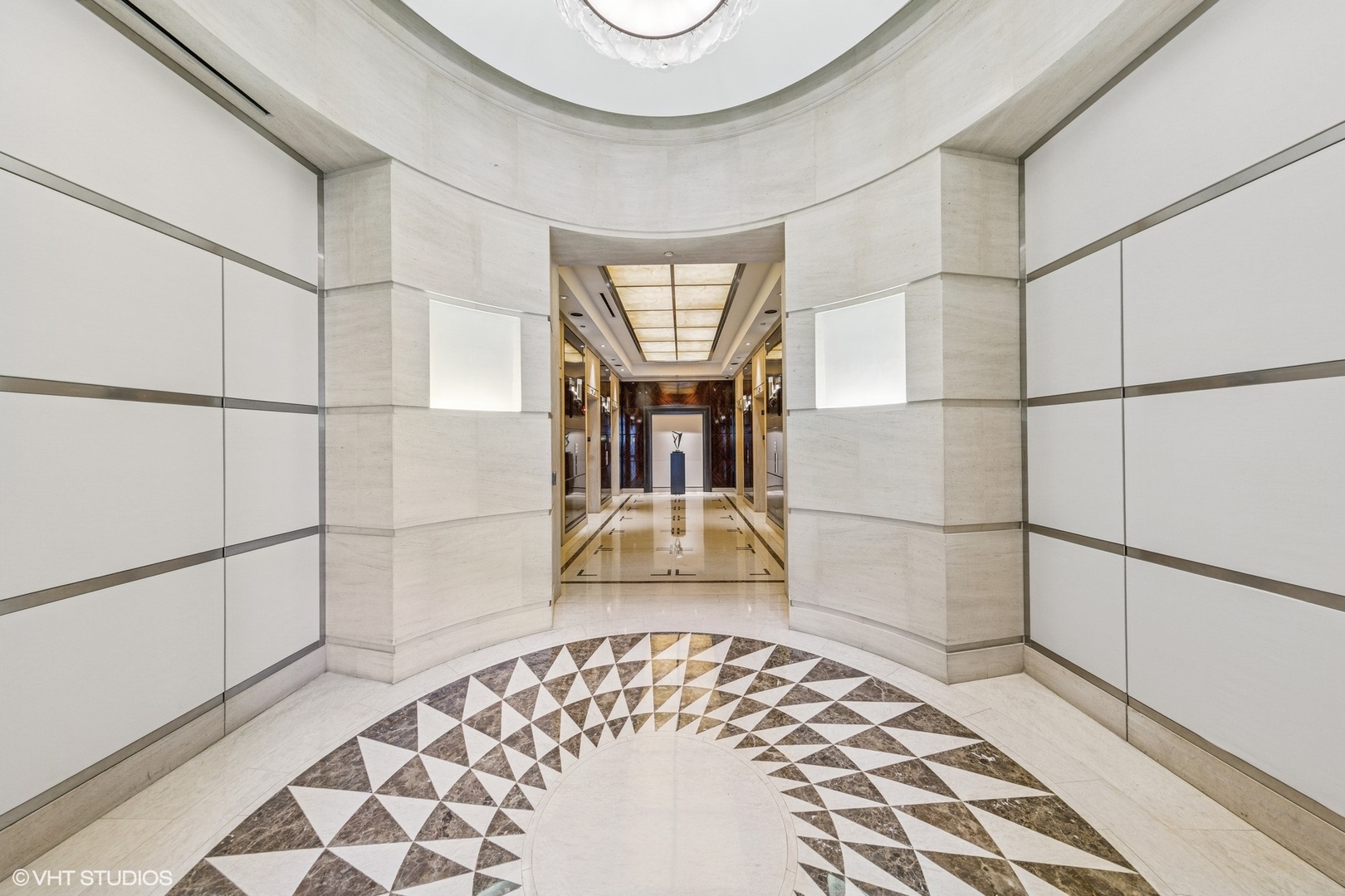 401 North Wabash Avenue, Unit 52B Chicago, IL 60611 - Photo 2 of 27