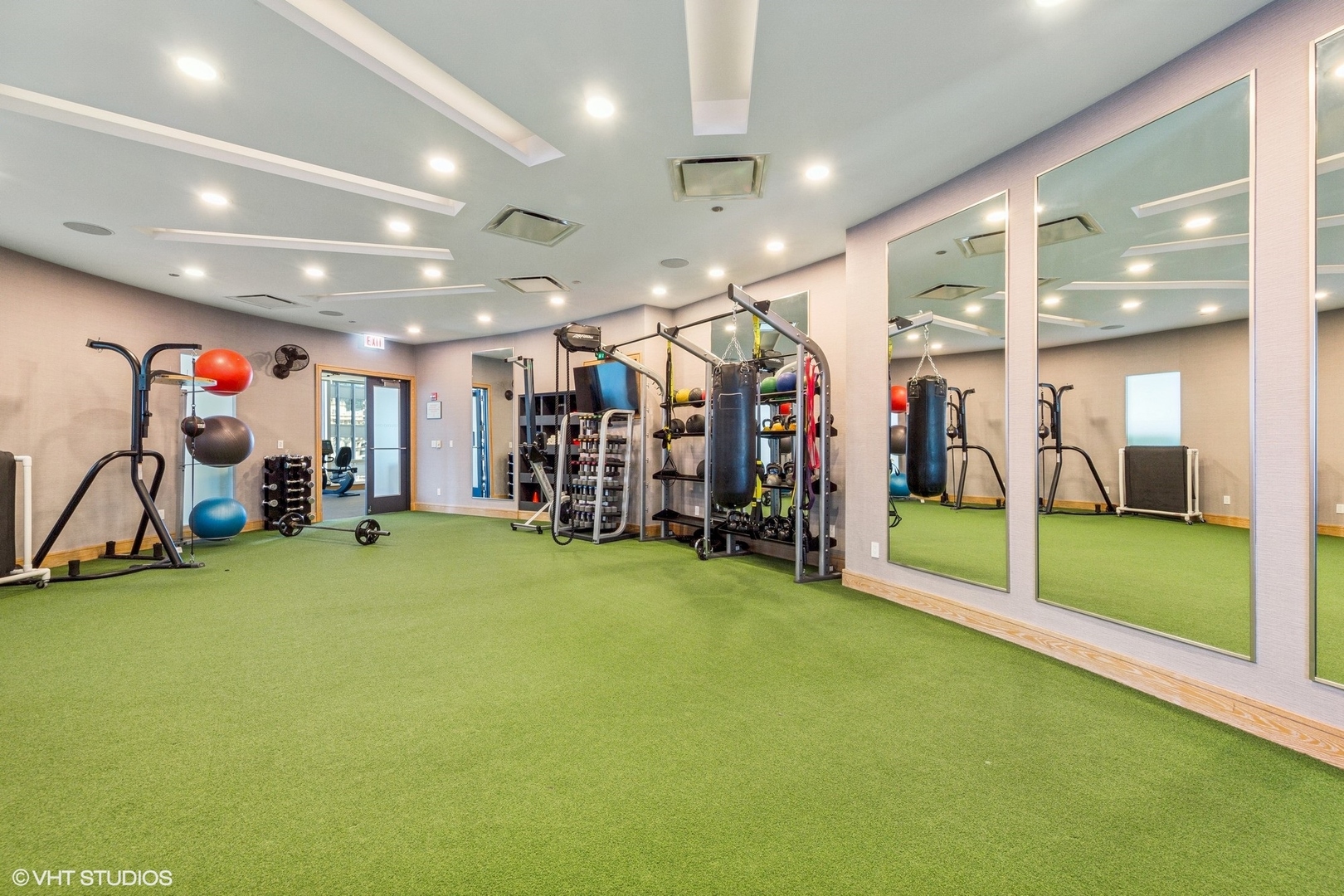 401 North Wabash Avenue, Unit 52B Chicago, IL 60611 - Photo 25 of 27