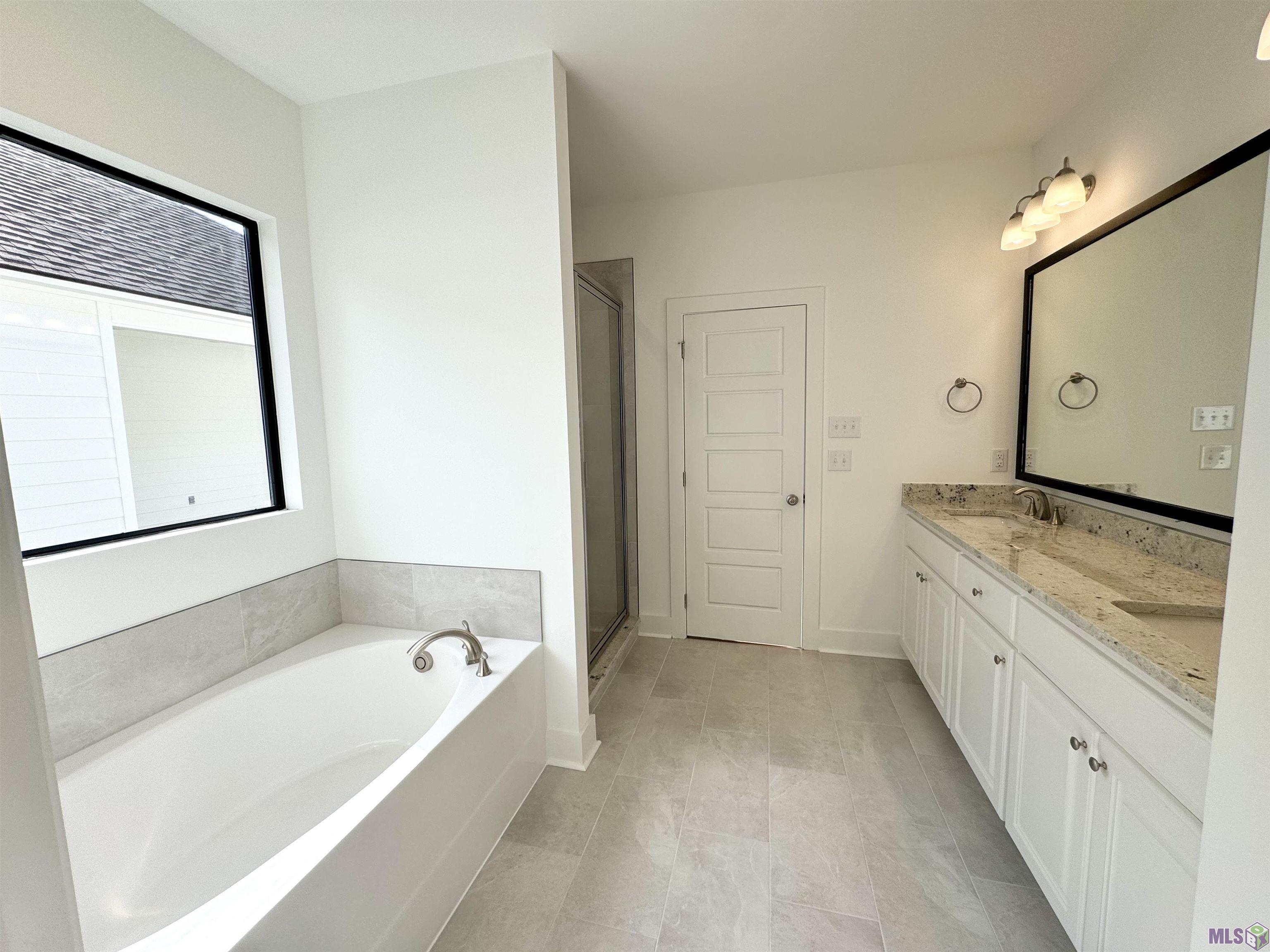 9986 Couret Drive Baton Rouge, LA 70818 - Photo 7 of 35