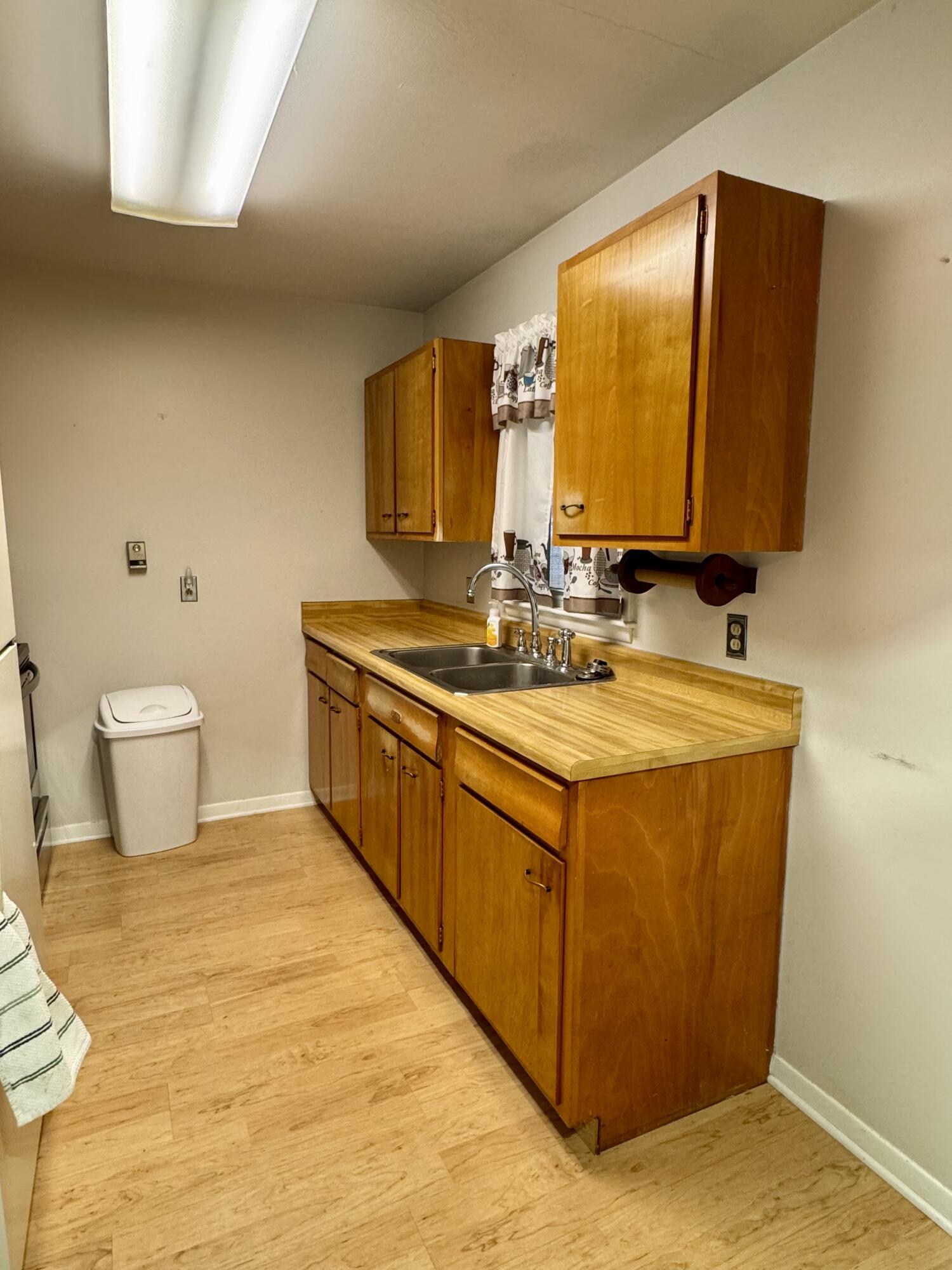 37 Prospect Avenue Plattsburgh, NY 12901 - Photo 12 of 33