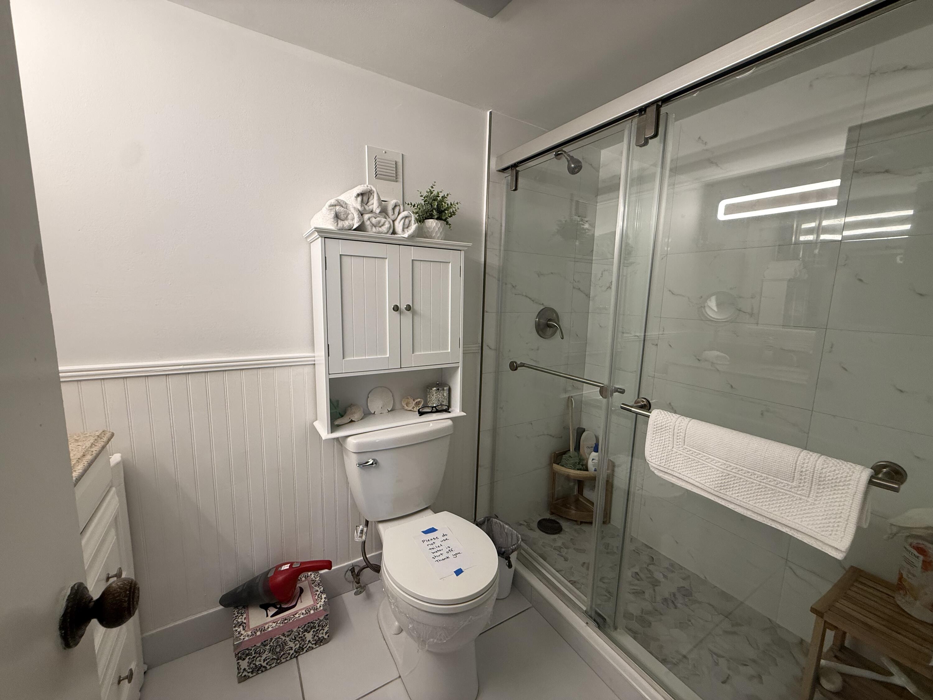 6161 Northwest 2nd Avenue, Unit 114 Boca Raton, FL 33487 - Photo 21 of 23 Bath 2