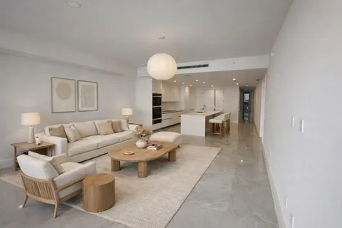 $2,575,000 | 220 Lake Shore Drive, Unit 908, Lake Park, FL 33403