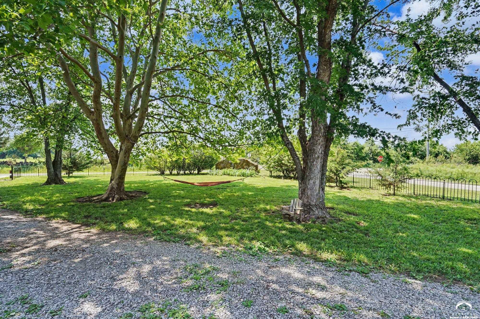 1748 East 800 Road Lawrence, KS 66049 - Photo 4 of 56