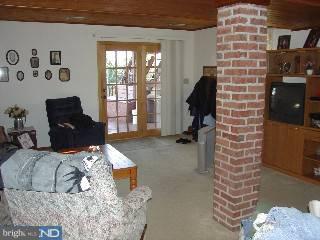 840 Ridge Road Pottstown, PA 19465 - Photo 3 of 5