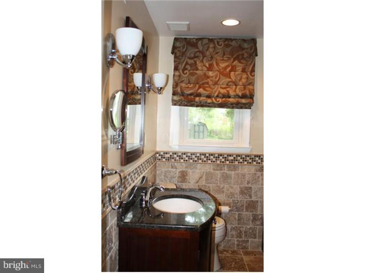 534 Maddock Road Springfield, PA 19064 - Photo 17 of 22 Bathroom