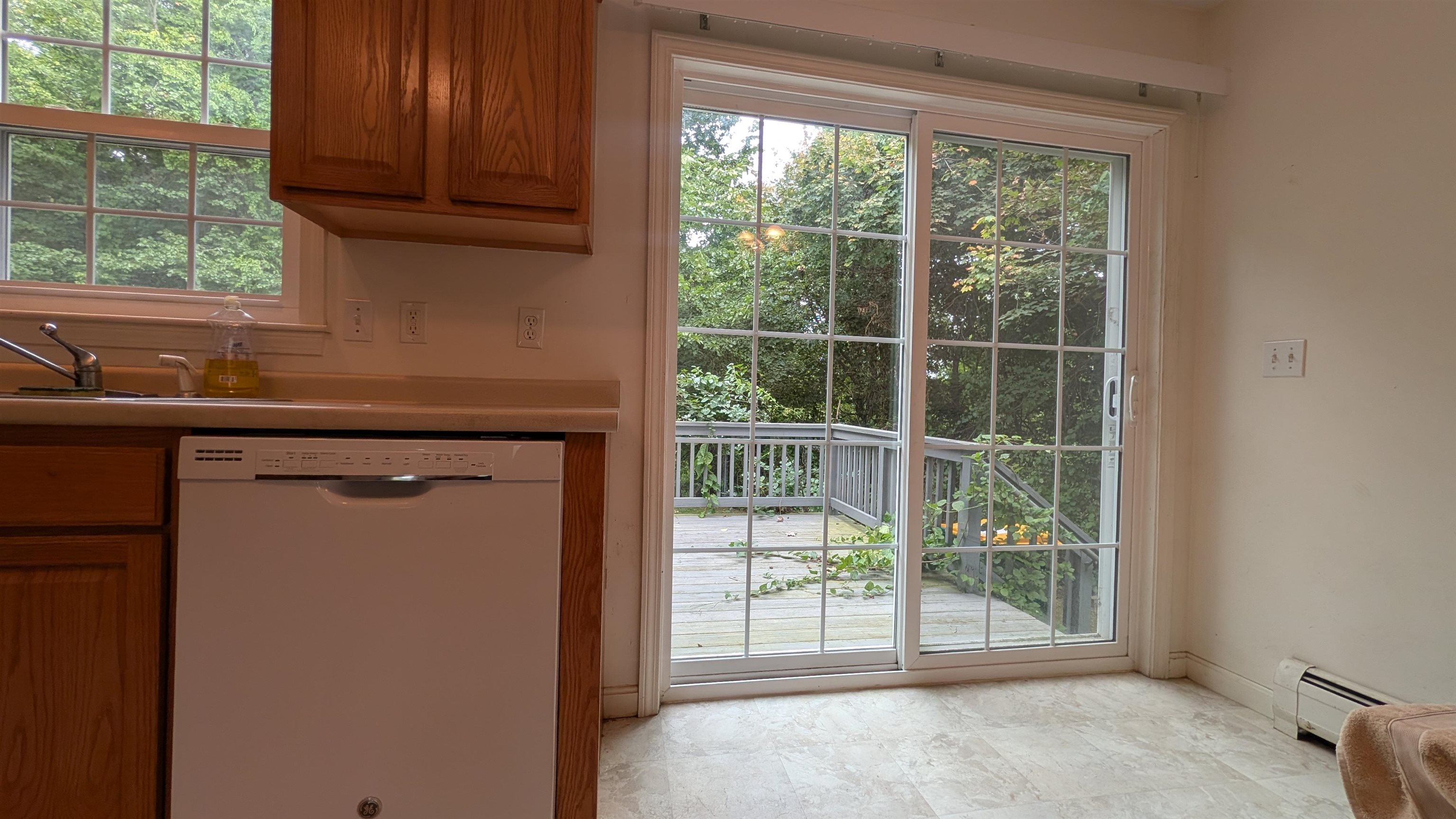 184 Brock Street, Unit B Rochester, NH 03867 - Photo 5 of 21 Gallery Image 5