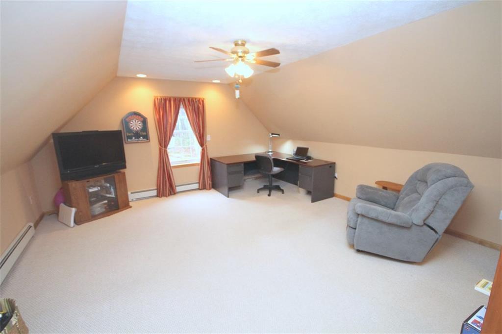 23 Cook Lane Kennebunk, ME 04043 - Photo 20 of 29 Great Room over Garage