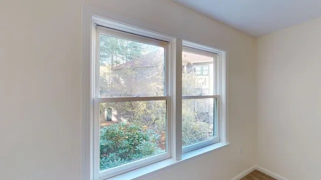 $2,400 | 5 Bartemus Trail, Unit 202, Nashua, NH 03063