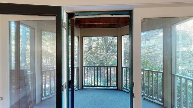 $2,400 | 5 Bartemus Trail, Unit 202, Nashua, NH 03063