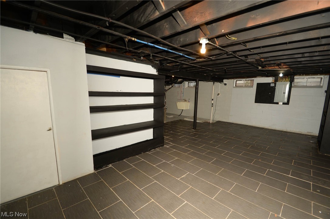 24599 Chardon Road Cleveland, OH 44143 - Photo 25 of 28 View of basement