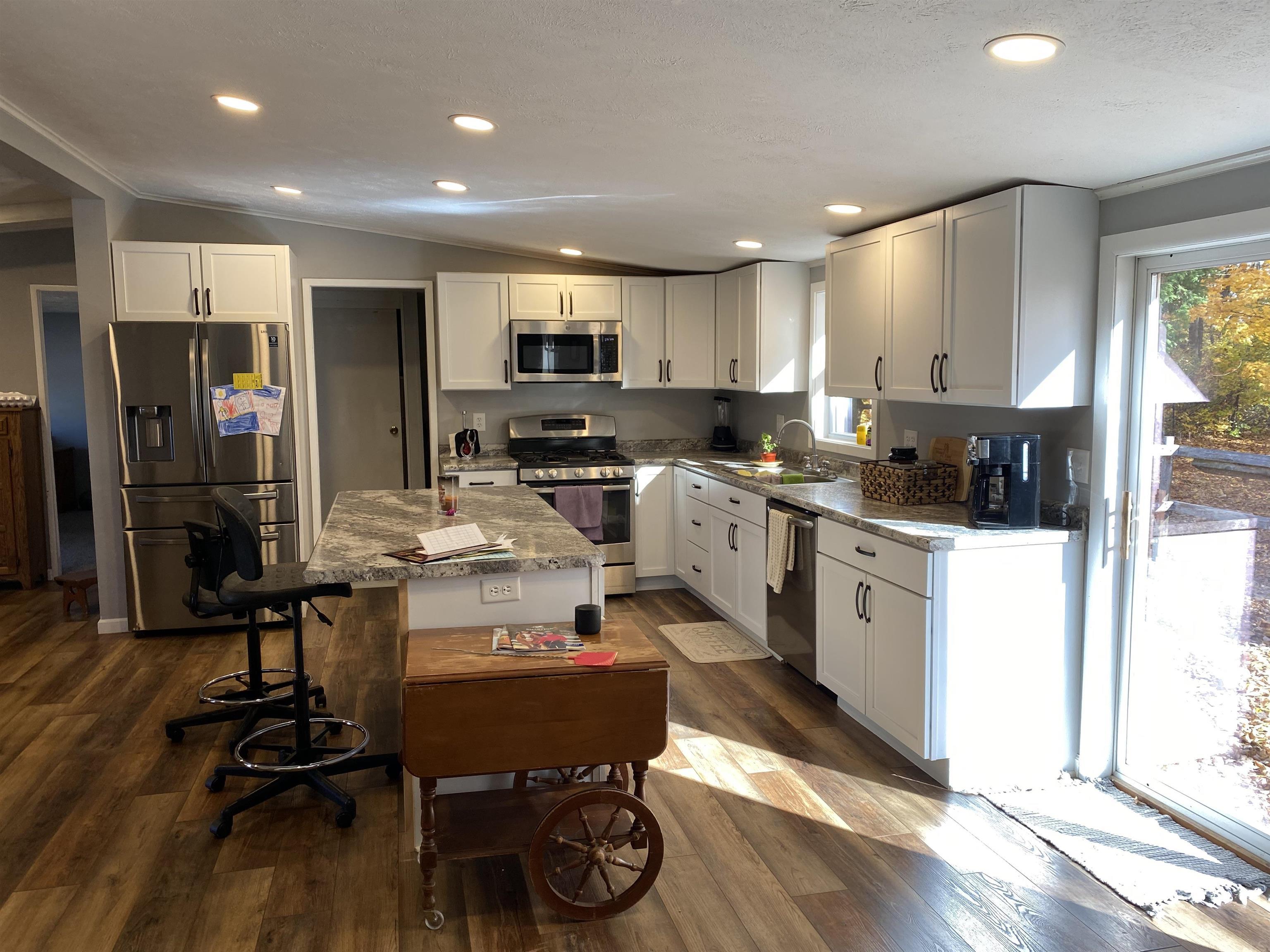 11694 South Beech Road Bourbon, IN 46504 - Photo 7 of 17