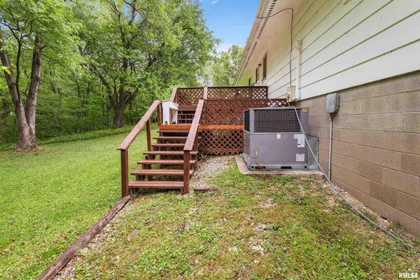 $75,000 | 1937 4th Street, Rosiclare, IL 62982