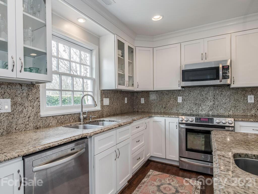 3023 Ferncliff Road Charlotte, NC 28211 - Photo 11 of 36