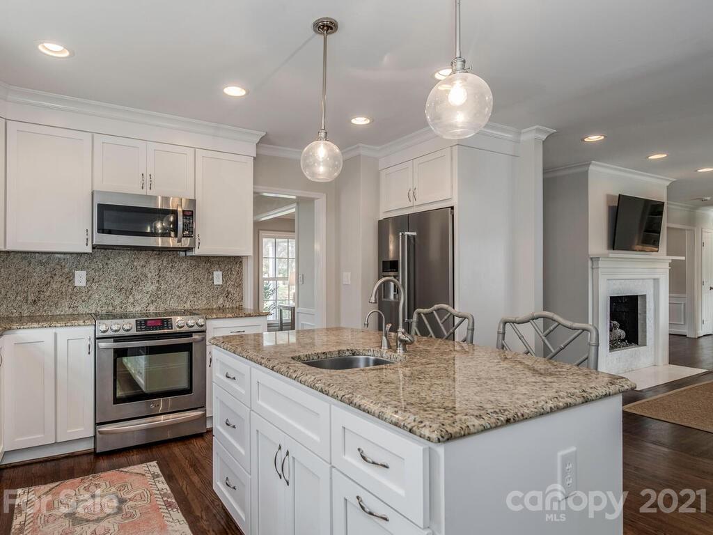 3023 Ferncliff Road Charlotte, NC 28211 - Photo 12 of 36