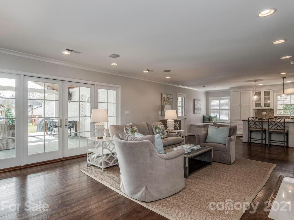 3023 Ferncliff Road Charlotte, NC 28211 - Photo 17 of 36