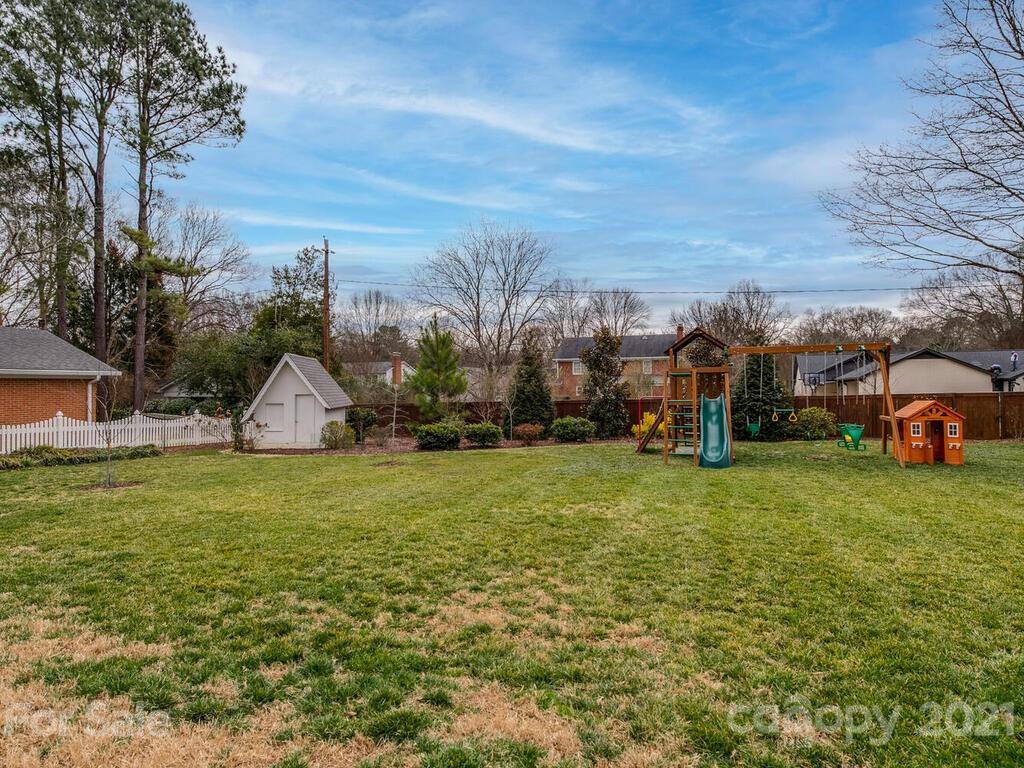 3023 Ferncliff Road Charlotte, NC 28211 - Photo 35 of 36
