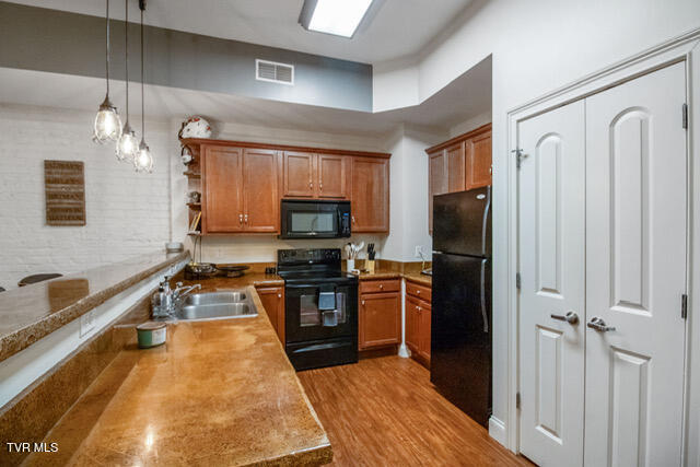 116 Tipton Street, Unit 406 Johnson City, TN 37604 - Photo 11 of 19 IMG_4702