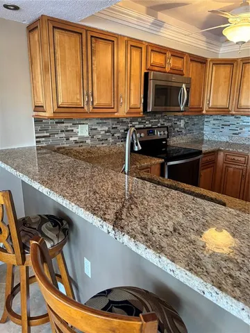 $2,000 | 23465 Harbor View Road, Unit 945, Punta Gorda, FL 33980