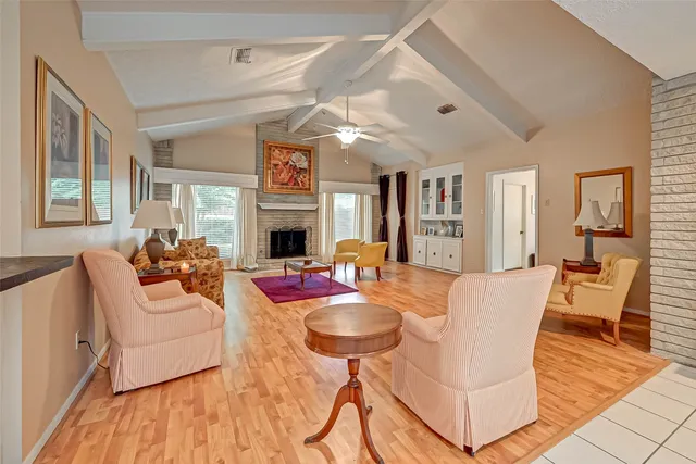 $2,100 | 3631 Glenpine Drive, Houston, TX 77068