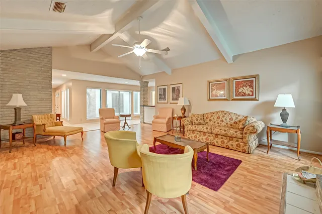 $2,100 | 3631 Glenpine Drive, Houston, TX 77068