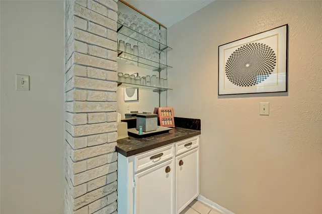 $2,100 | 3631 Glenpine Drive, Houston, TX 77068