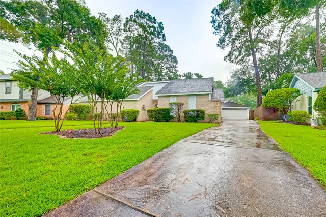 $2,100 | 3631 Glenpine Drive, Houston, TX 77068