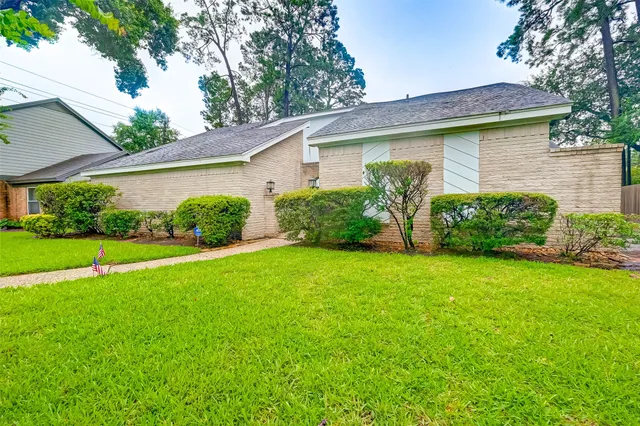 $2,100 | 3631 Glenpine Drive, Houston, TX 77068