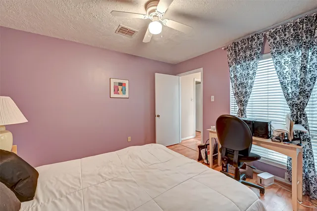 $2,100 | 3631 Glenpine Drive, Houston, TX 77068