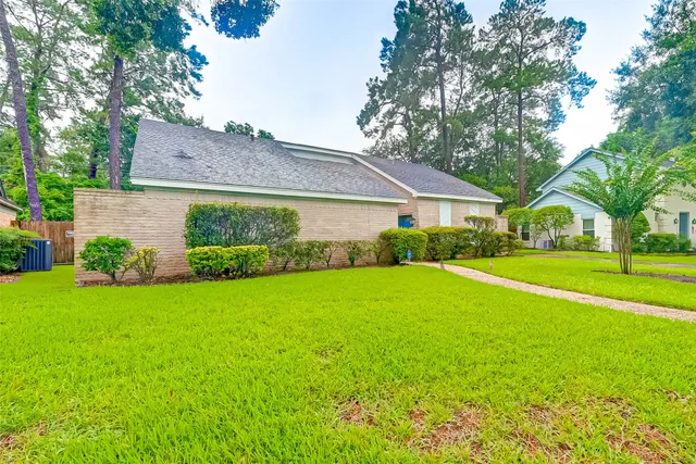 $2,100 | 3631 Glenpine Drive, Houston, TX 77068