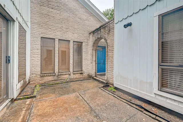 $2,100 | 3631 Glenpine Drive, Houston, TX 77068