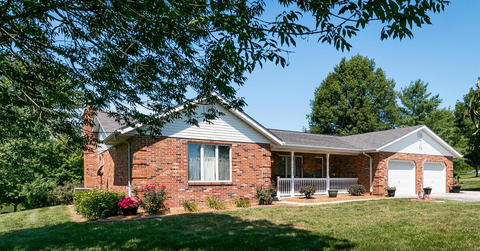 5835 Sportsman Road Waterloo, IL 62298 - Photo 2 of 49