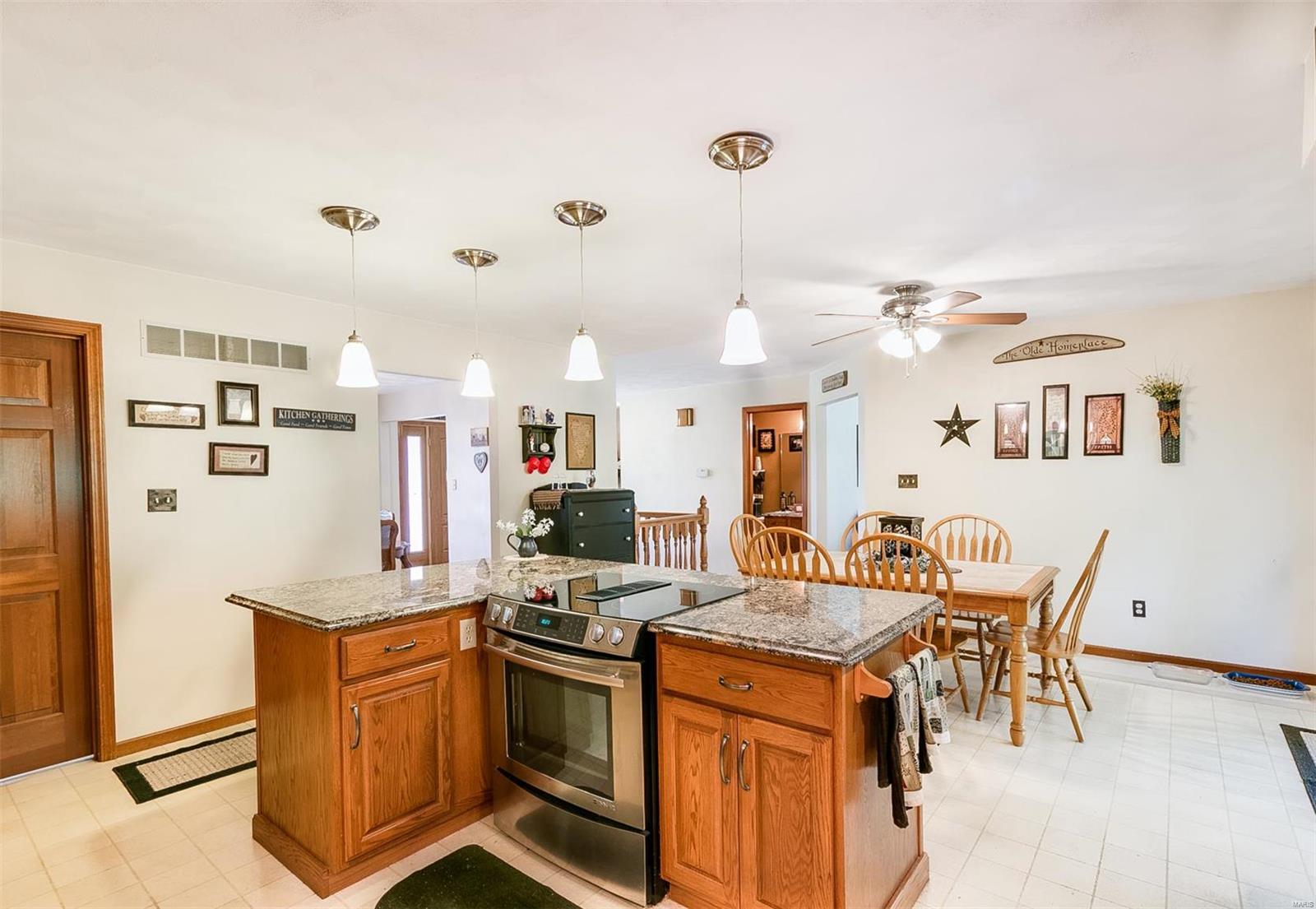 5835 Sportsman Road Waterloo, IL 62298 - Photo 14 of 49