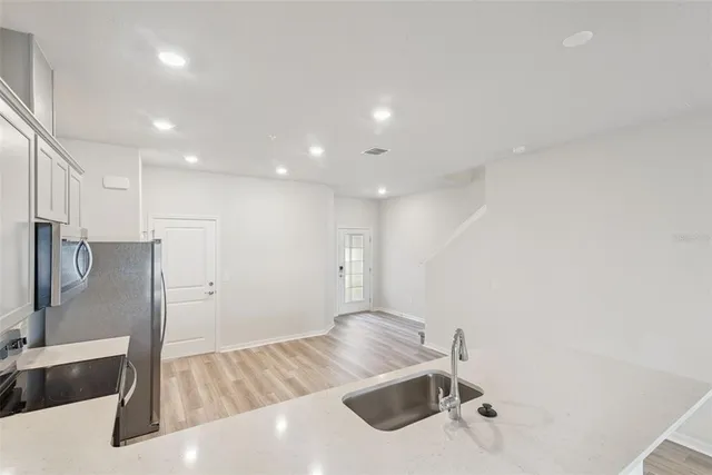 $2,125 | 675 Belgrove Street, DeBary, FL 32713