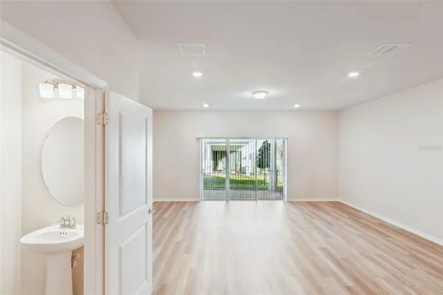 $2,125 | 675 Belgrove Street, DeBary, FL 32713