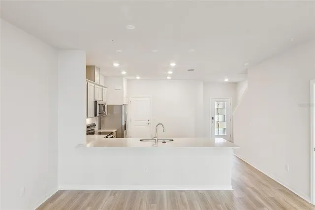 $2,125 | 675 Belgrove Street, DeBary, FL 32713