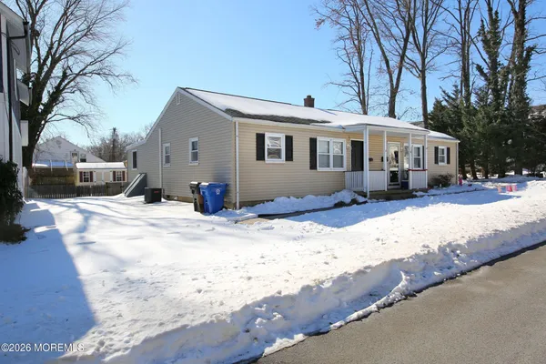 $2,700 | 8 Viola Avenue, Leonardo, NJ 07737