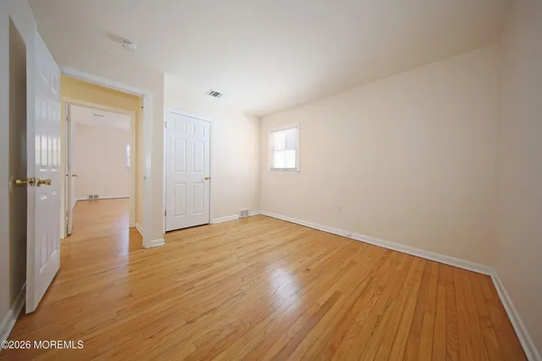 $2,700 | 8 Viola Avenue, Leonardo, NJ 07737