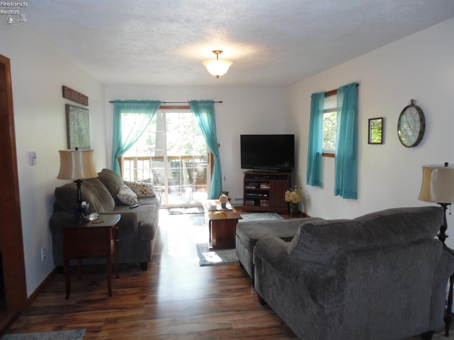 340 Big Bass Road Willard, OH 44890 - Photo 7 of 22 Gallery Image 7