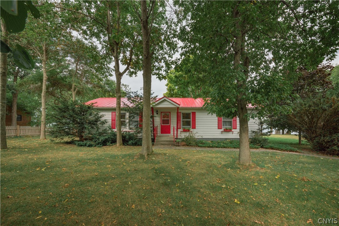 27663 3 Mile Point Road Lyme, NY 13622 - Photo 1 of 1 Gallery Image 1