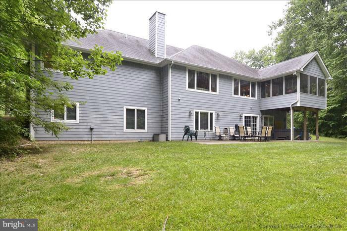 3264 Bottner Road Gambrills, MD 21054 - Photo 6 of 30 Exterior (Rear)
