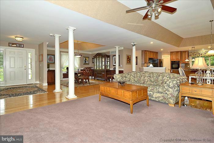 3264 Bottner Road Gambrills, MD 21054 - Photo 9 of 30 Family Room