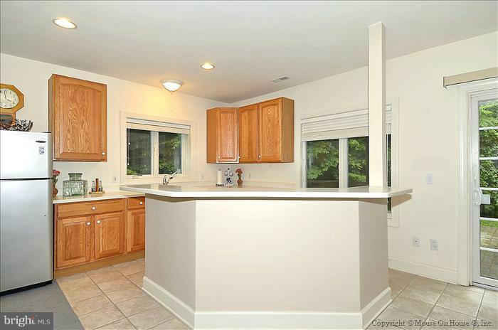 3264 Bottner Road Gambrills, MD 21054 - Photo 10 of 30 Kitchen