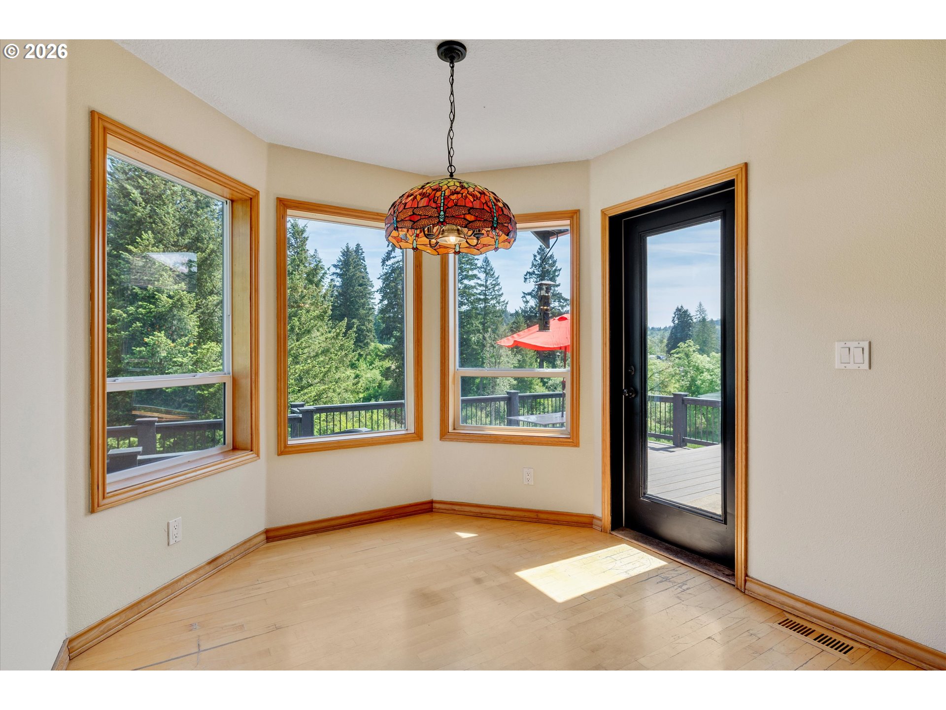 20530 South Leland Road Oregon City, OR 97045 - Photo 12 of 48 Kitchen/Nook